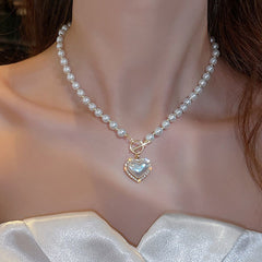 Faux Pearls Beads Necklace Heart Shape Pendant Lovely Neck Jewelry