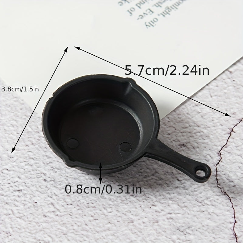 1pc Mini Wok with Spoon Doll Room Kitchen Utensils