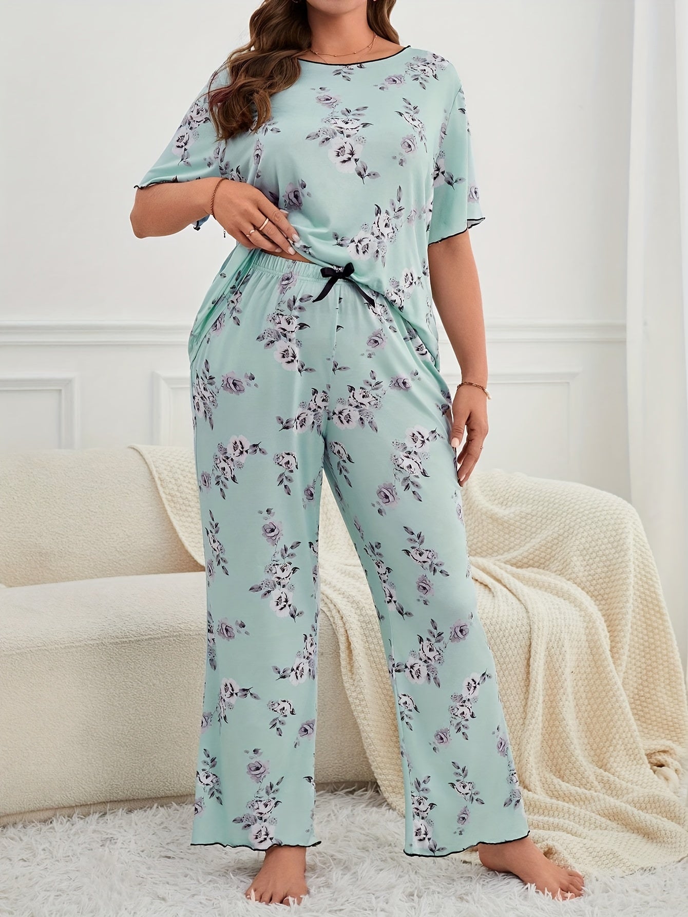  Pajamas Set Floral Print Contrast Trim Round Neck Tee & Pants