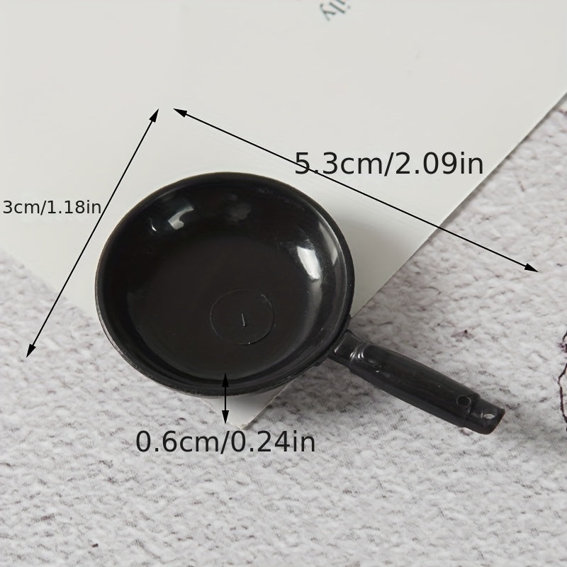 1pc Mini Wok with Spoon Doll Room Kitchen Utensils