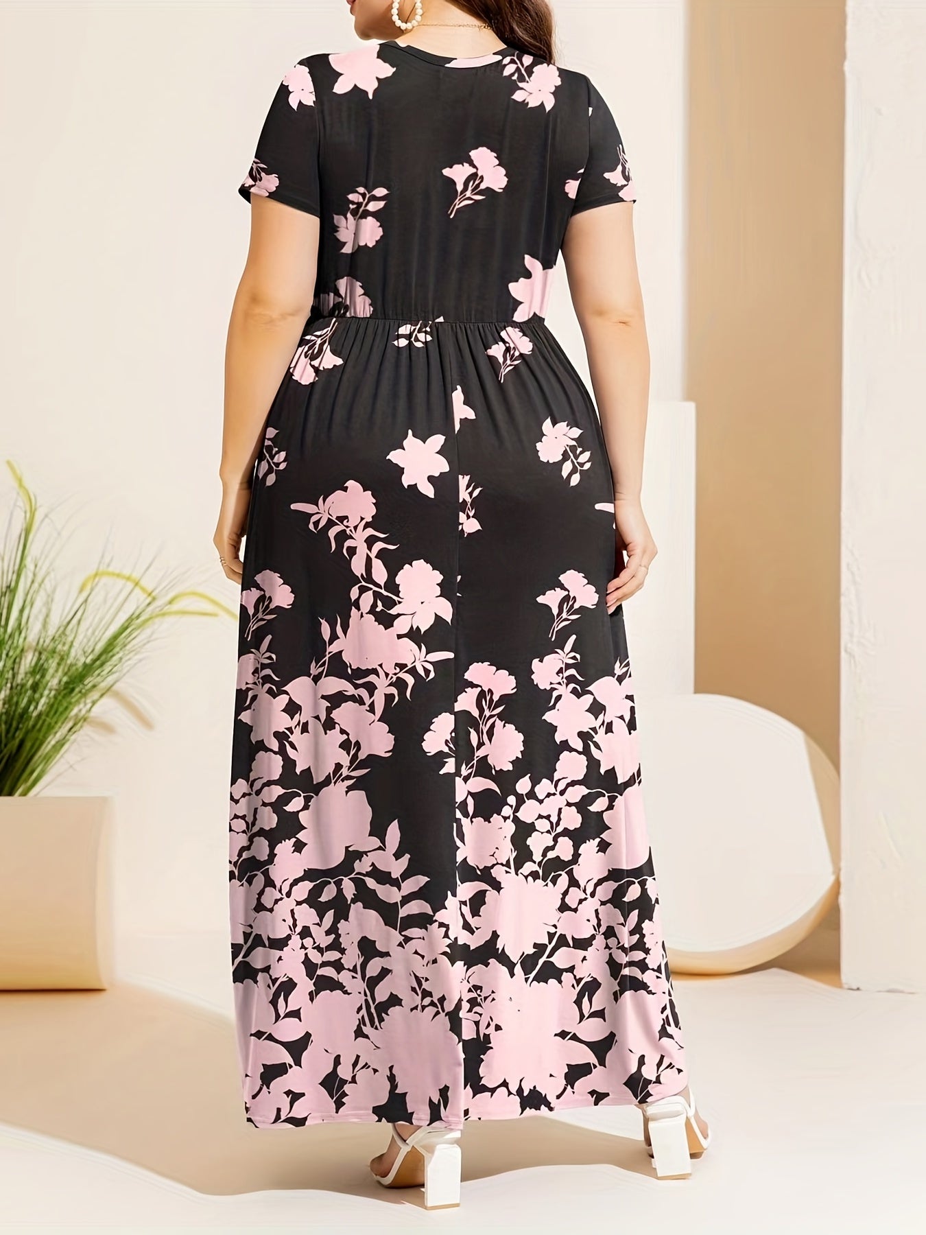 Women's Plus Floral Print Short Sleeve Round Neck Maxi Dress