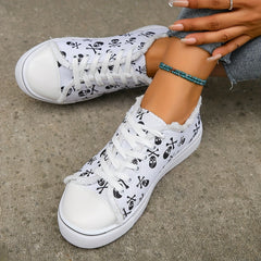 Women's Skull Pattern Canvas Shoes Lace Up Low Round Toe Non slip Outdoor Shoes