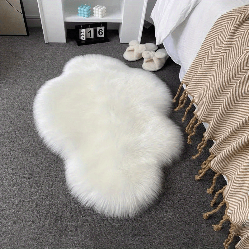 Fluffy Cloud Shape Faux Fur Area Rug 2x3 Feet