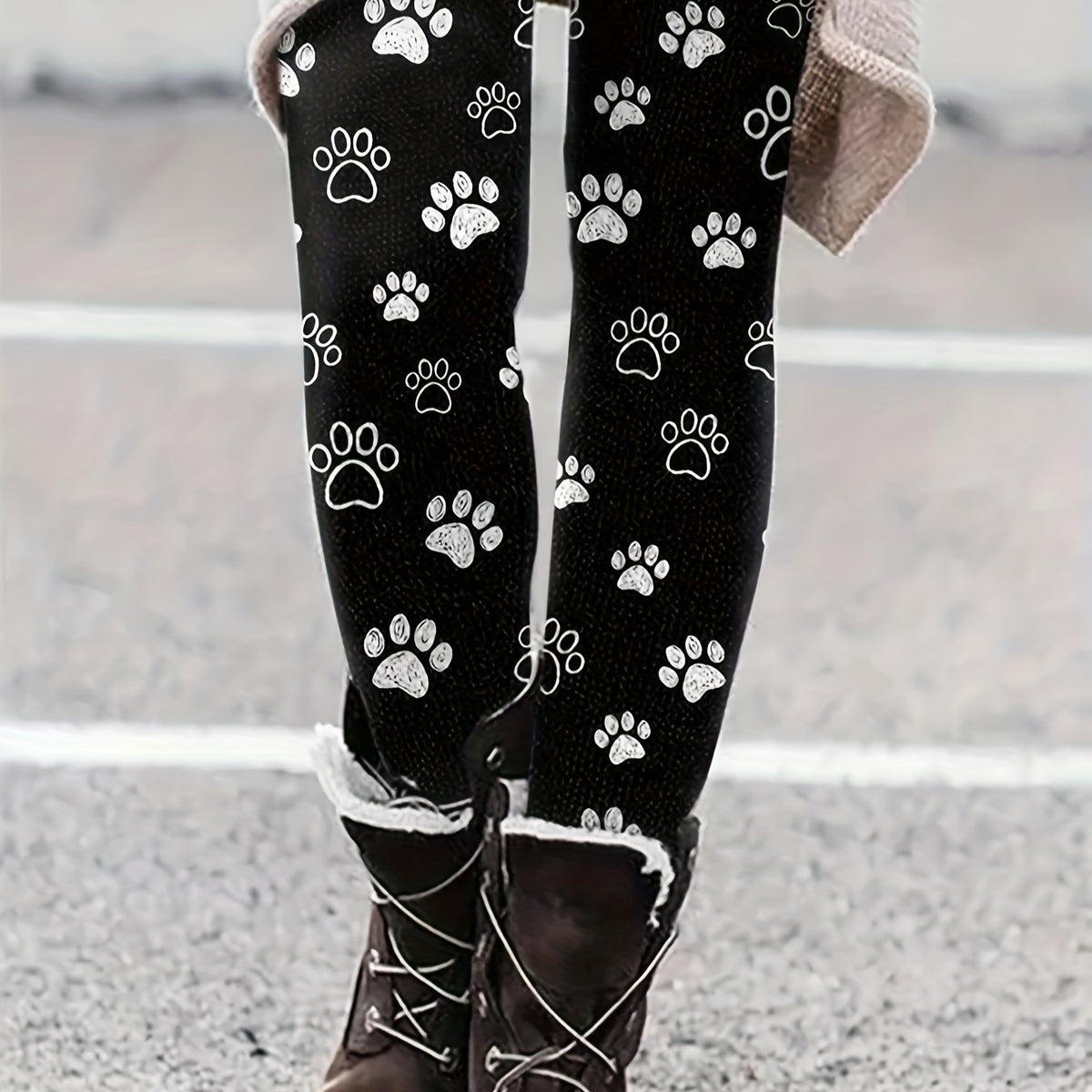  Paw Print High Rise Leggings