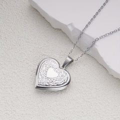 Heart Shaped Photo Locket 304 Stainless Steel Pendant Necklace