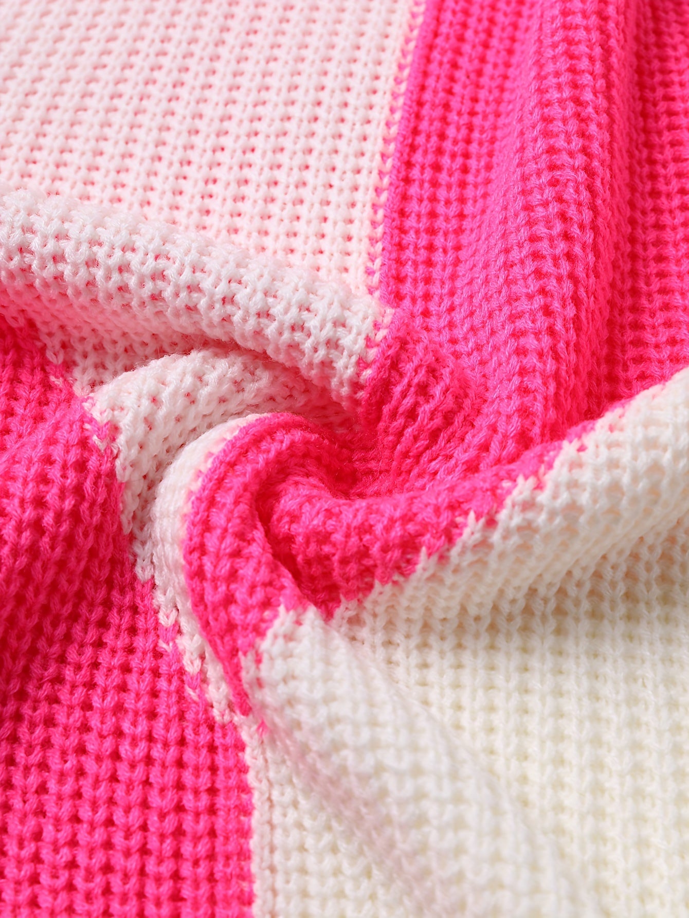  Colorblock Heart Long Sleeve Round Neck Jumper