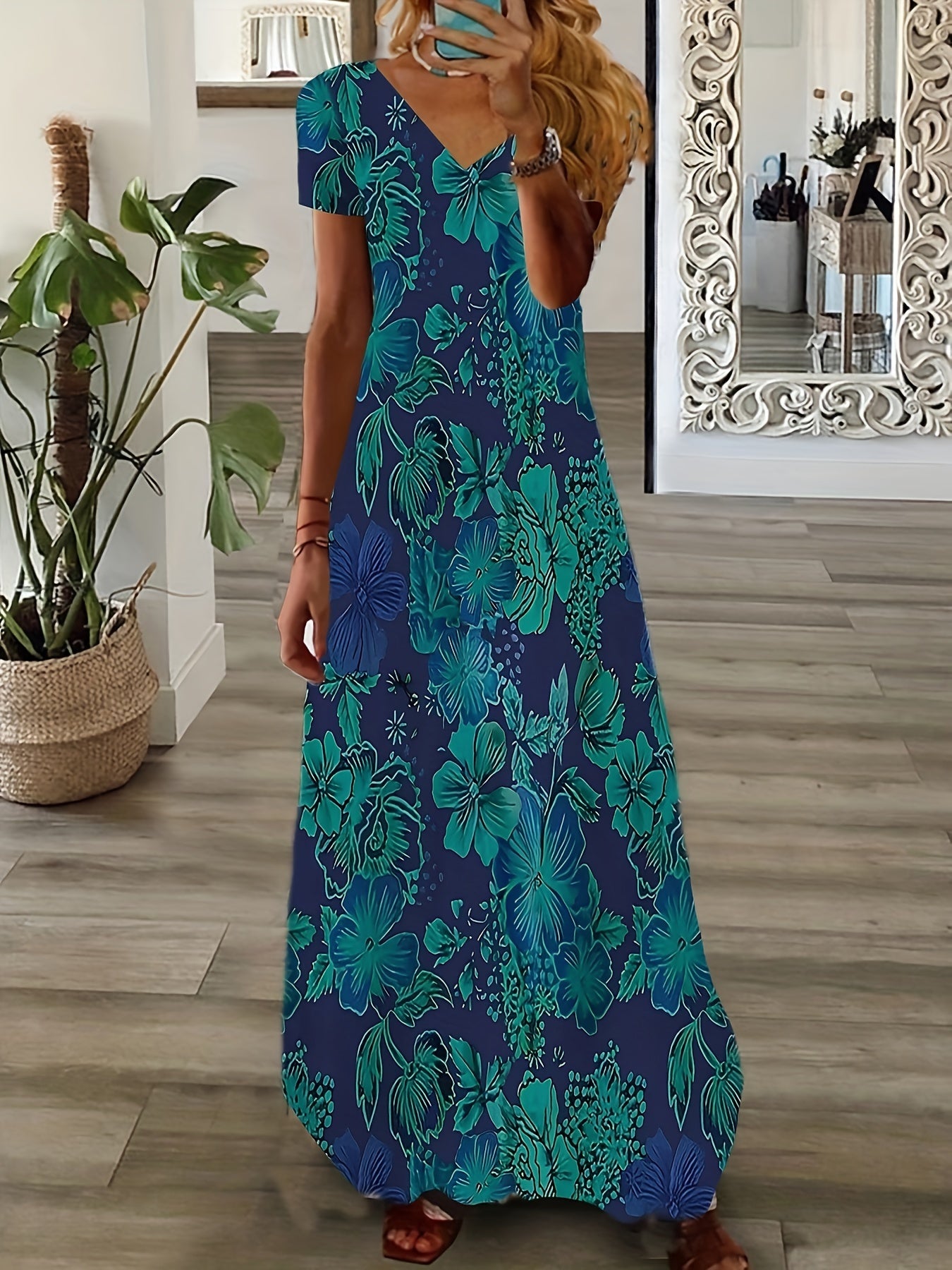  Floral Print V Neck Maxi Dress
