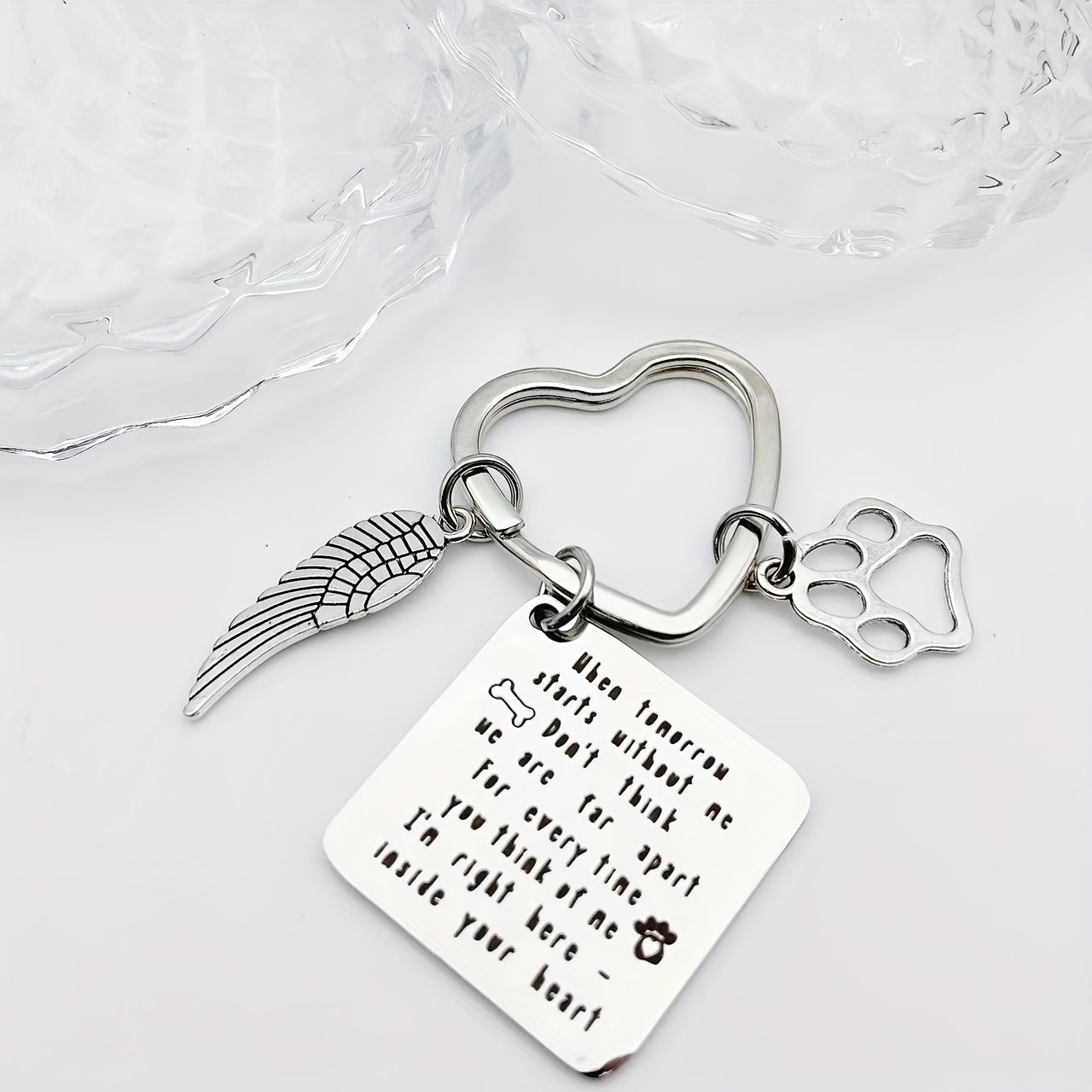 Pet Memorial Keychain - Heartfelt Remembrance Gift