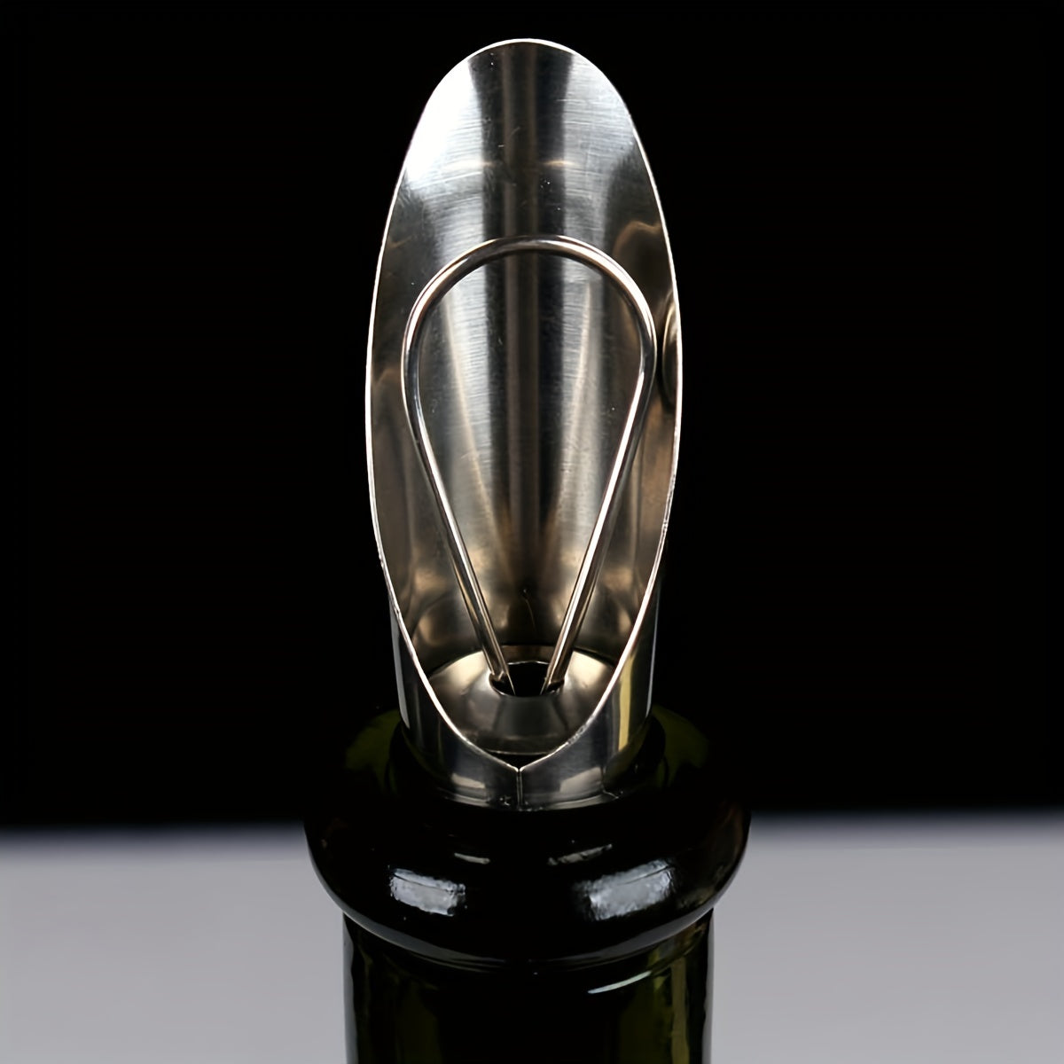 2pcs Wine Pourer And Stopper Set Stainless Steel Wine Aerator Pourer