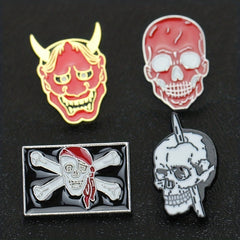 Men's Halloween Skull Brooch - Retro Zinc Alloy Demon Collar Pin