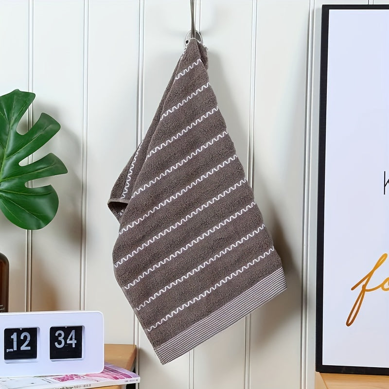 Wavy Striped Pattern Hand Towel Coral Fleece Soft Face Towel
