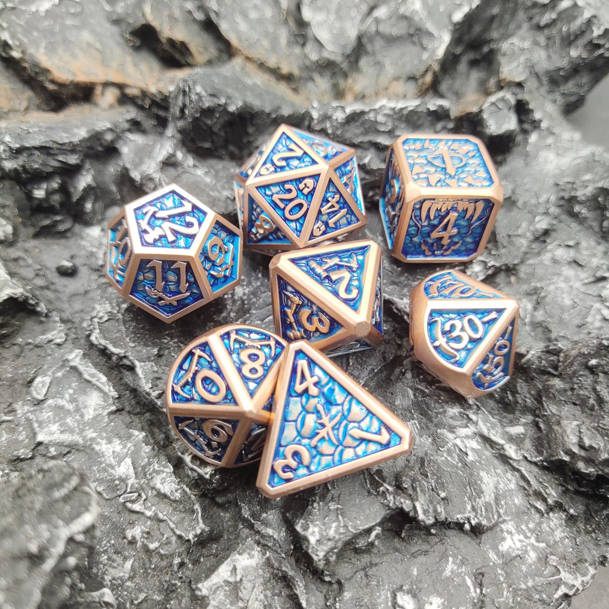 7pcs Dragon Scale Metal Polyhedral Dices for RPG Board Game