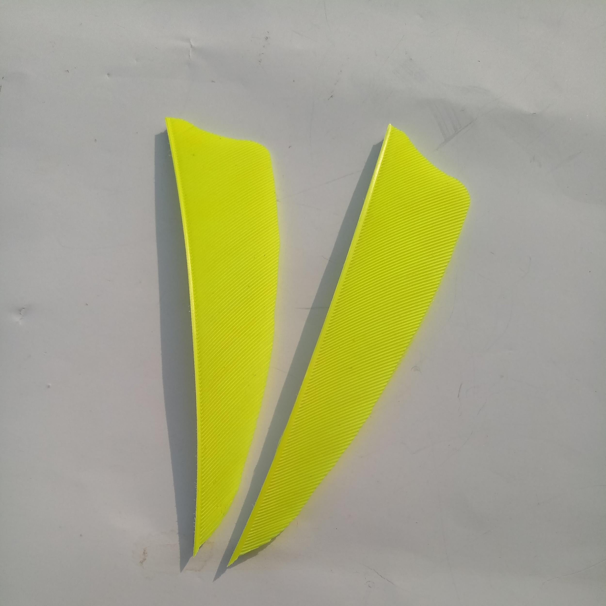 50pcs 7 Shield Cut Archery Fletches Arrow Feathers