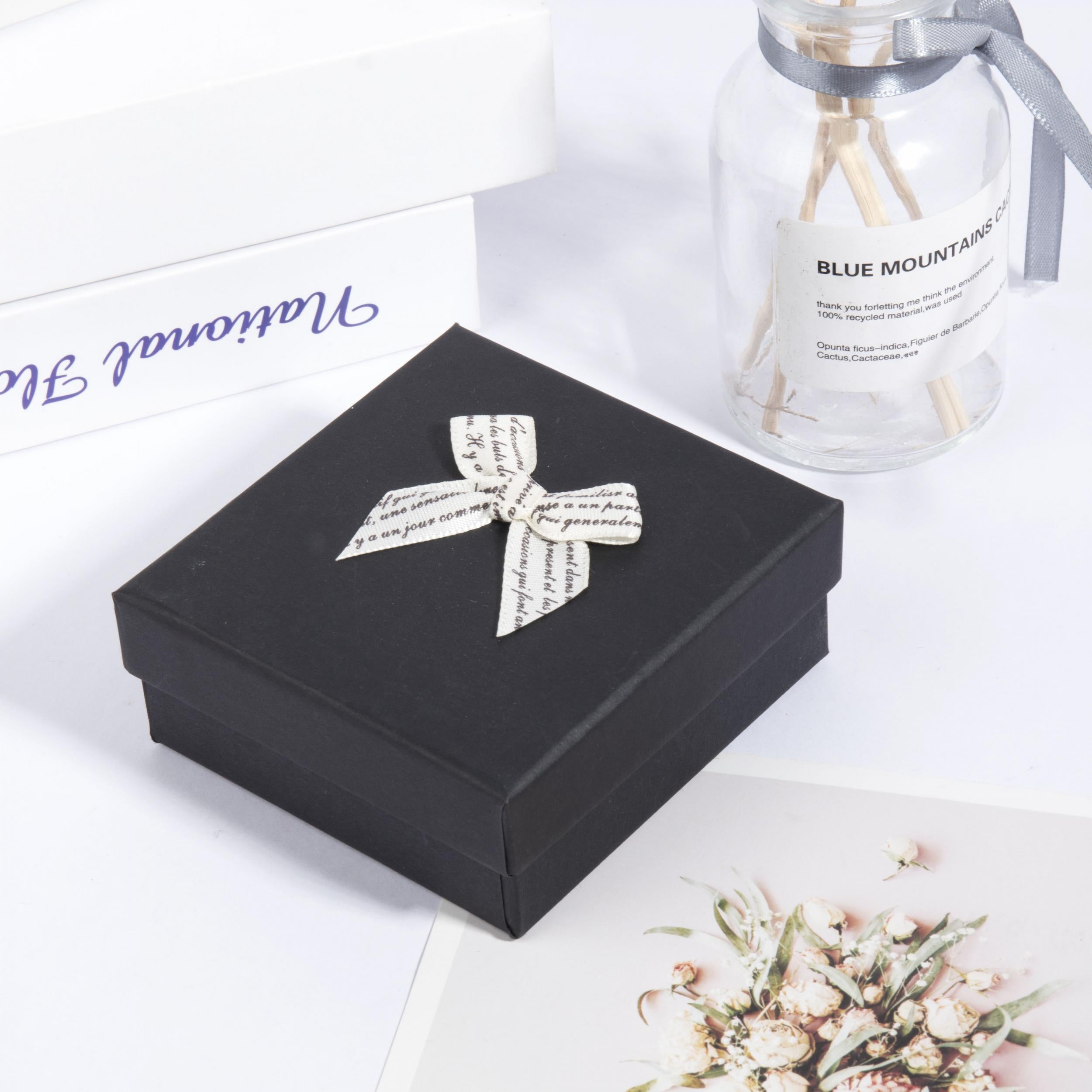 1.5mm Cardboard Soldering Paper Bow Bracelet Storage Box