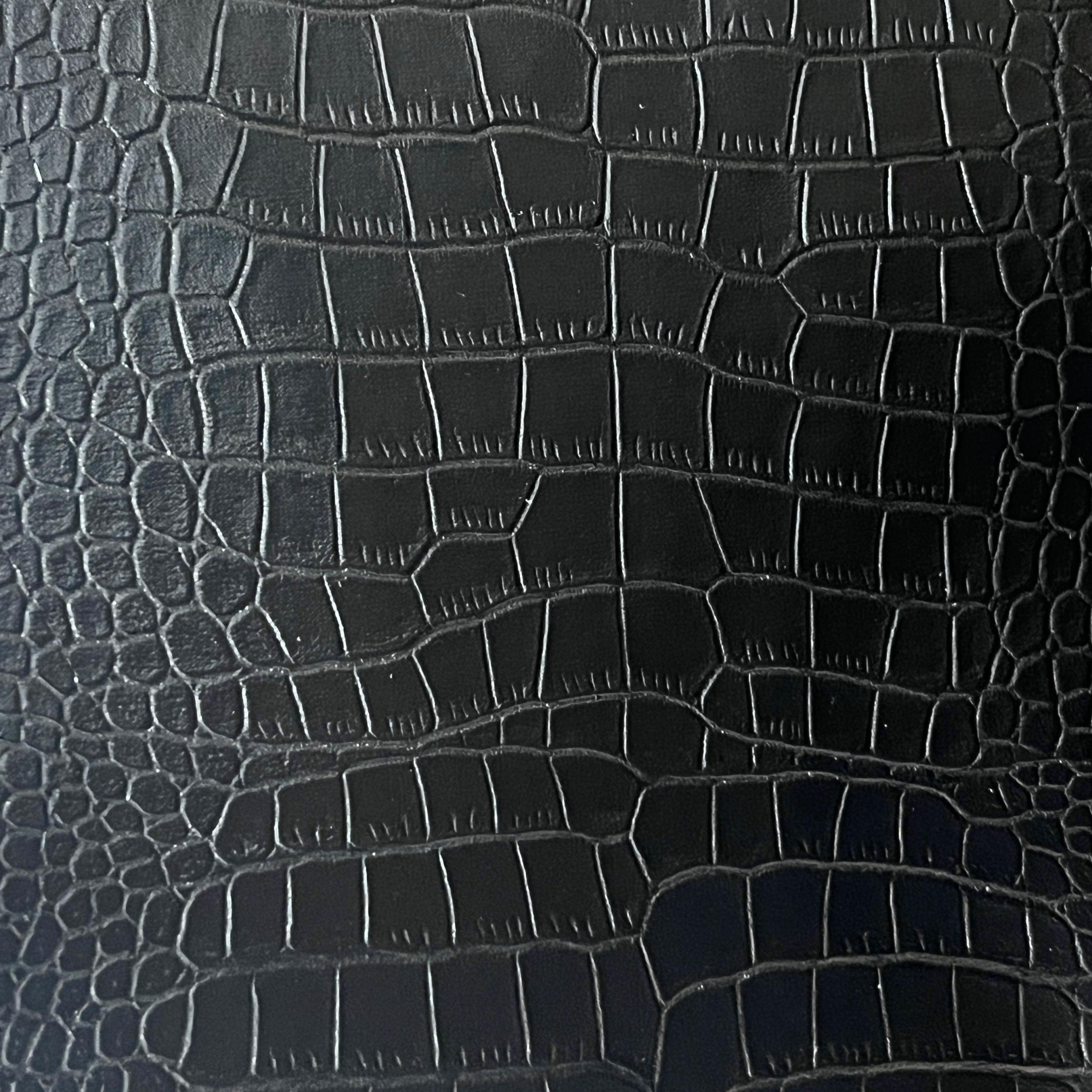 1pc PU Leather Fabric Crocodile Pattern Road Leather Fabric 0.91 Meter
