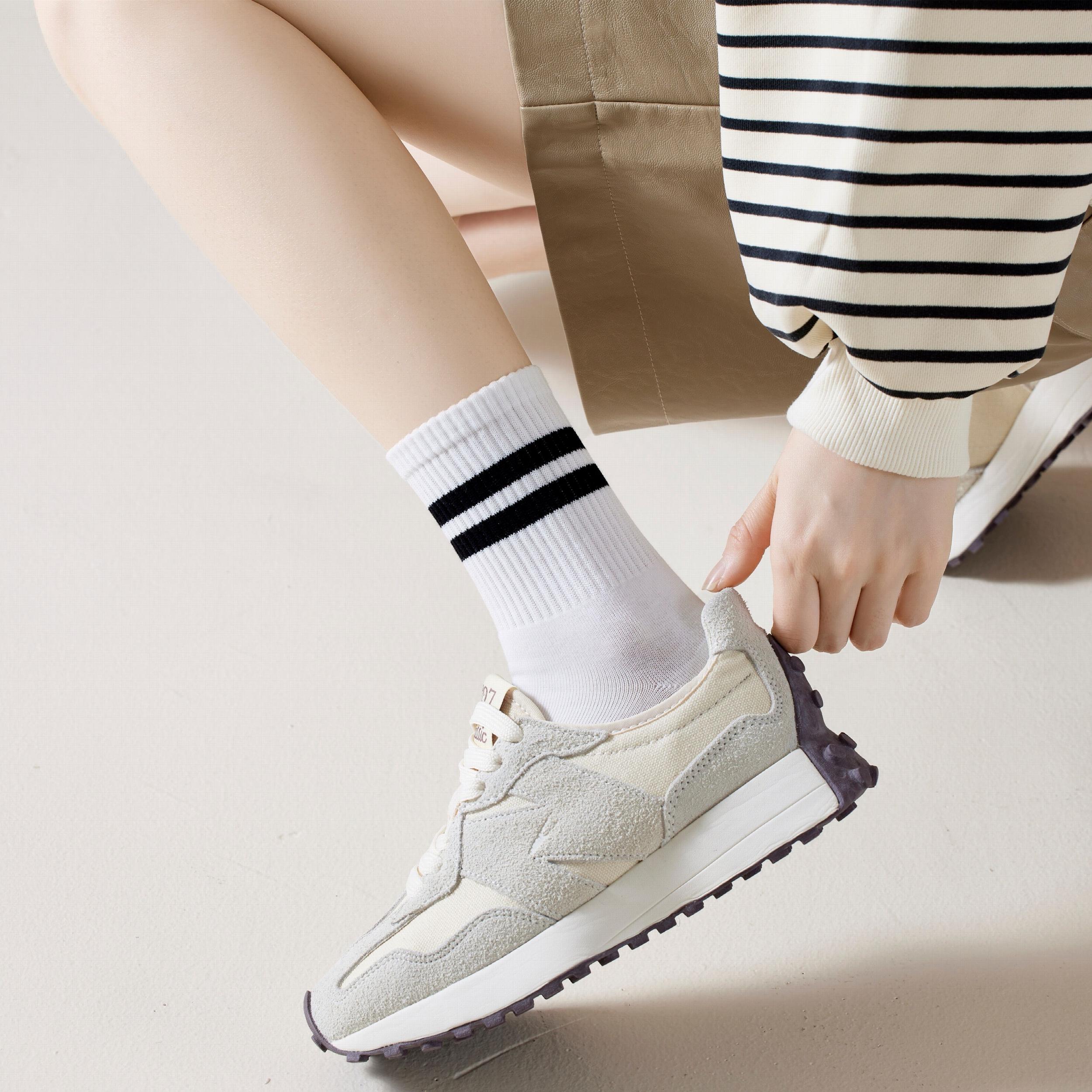 5 Pairs Stripe Print Ribbed Socks Soft Mid Tube Women's Stockings