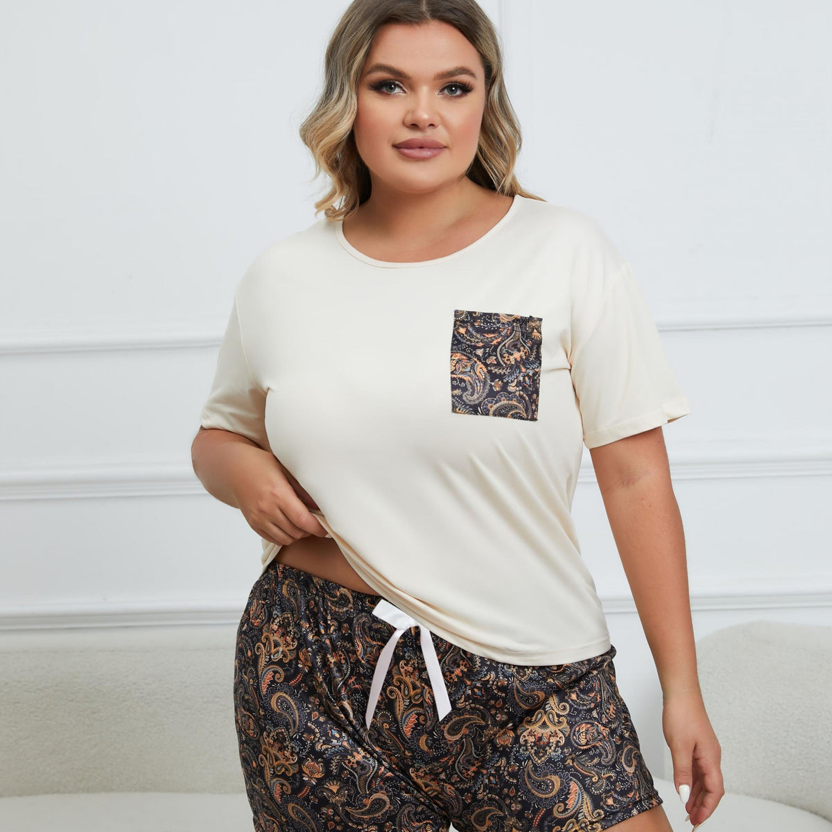  Paisley Print Short Sleeve Tee & Bow Knot Shorts Pajama 2 Piece Set