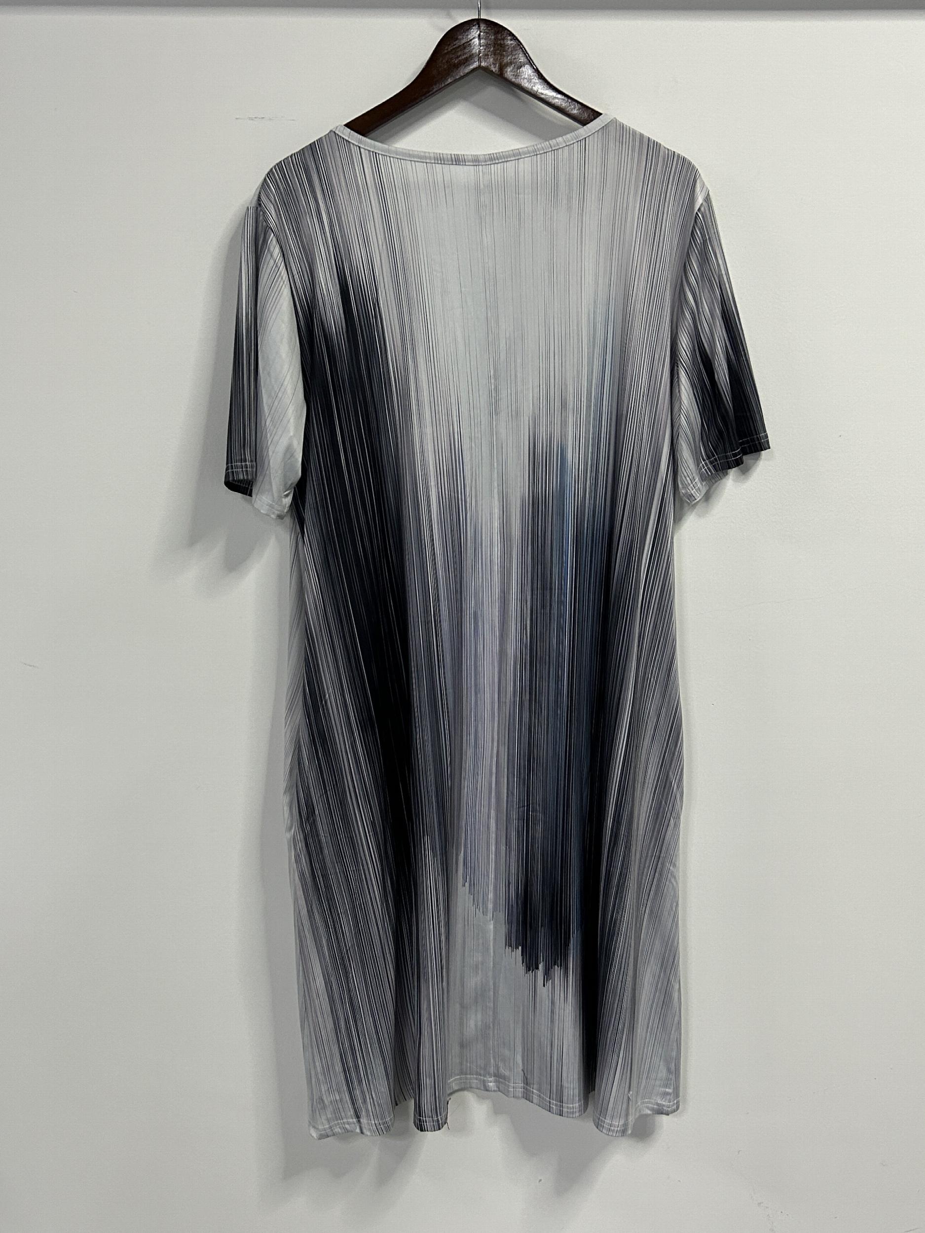  Random Print Short Sleeve Casual Dress with Pockets