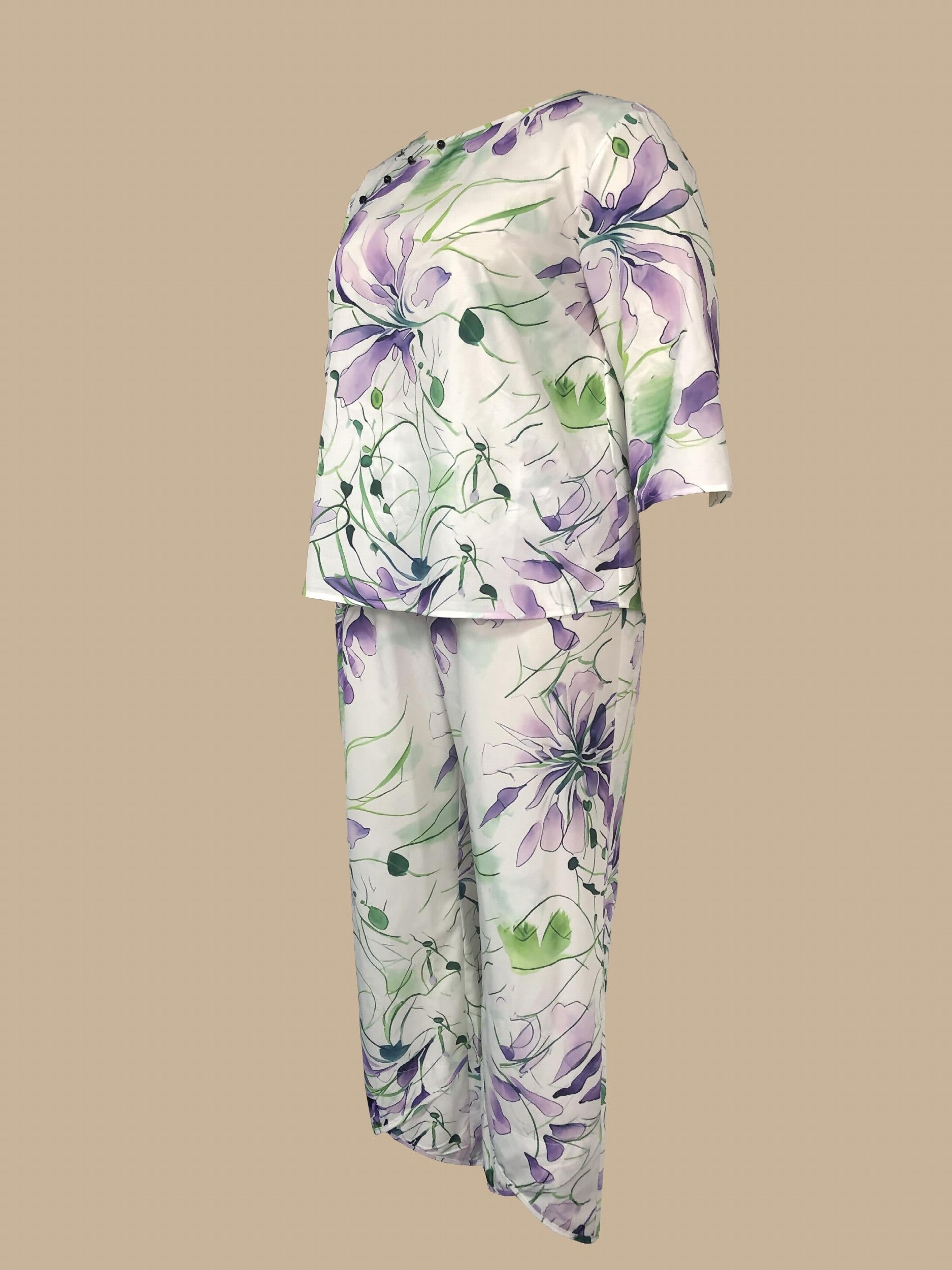 Women's Plus Floral Print Tee & Pants Outfit Set