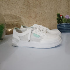 Women's Mesh Lace-Up Platform Sneakers