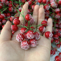 100pcs Christmas Decor Artificial Holly Berry Wire Bundle Garland Wreath