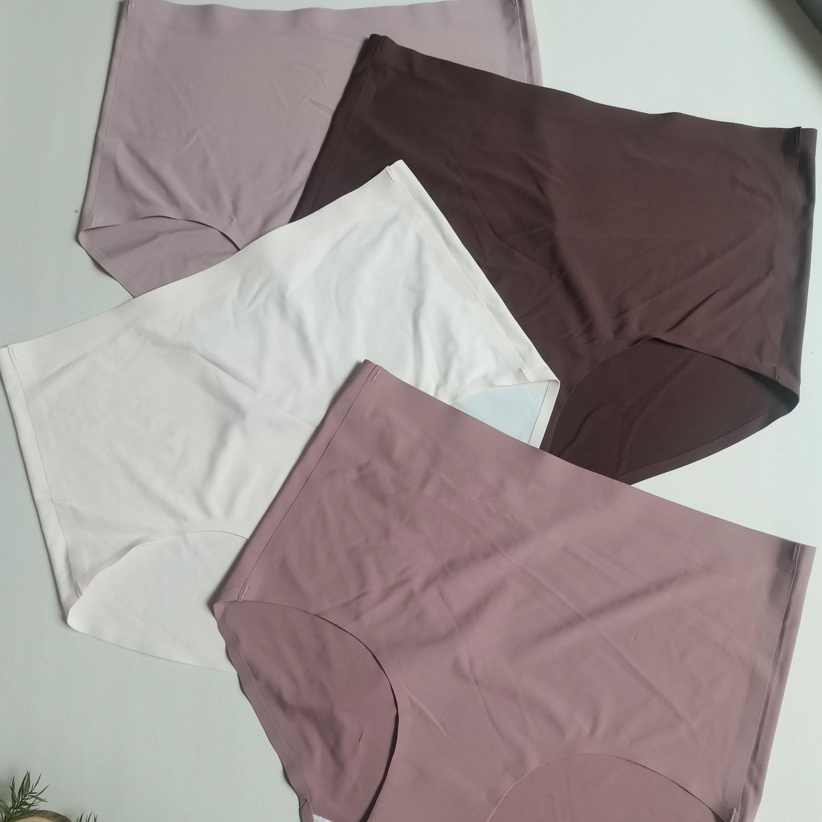 4pcs Mixed High Waist Briefs Soft & Comfy Stretchy Intimates Panties