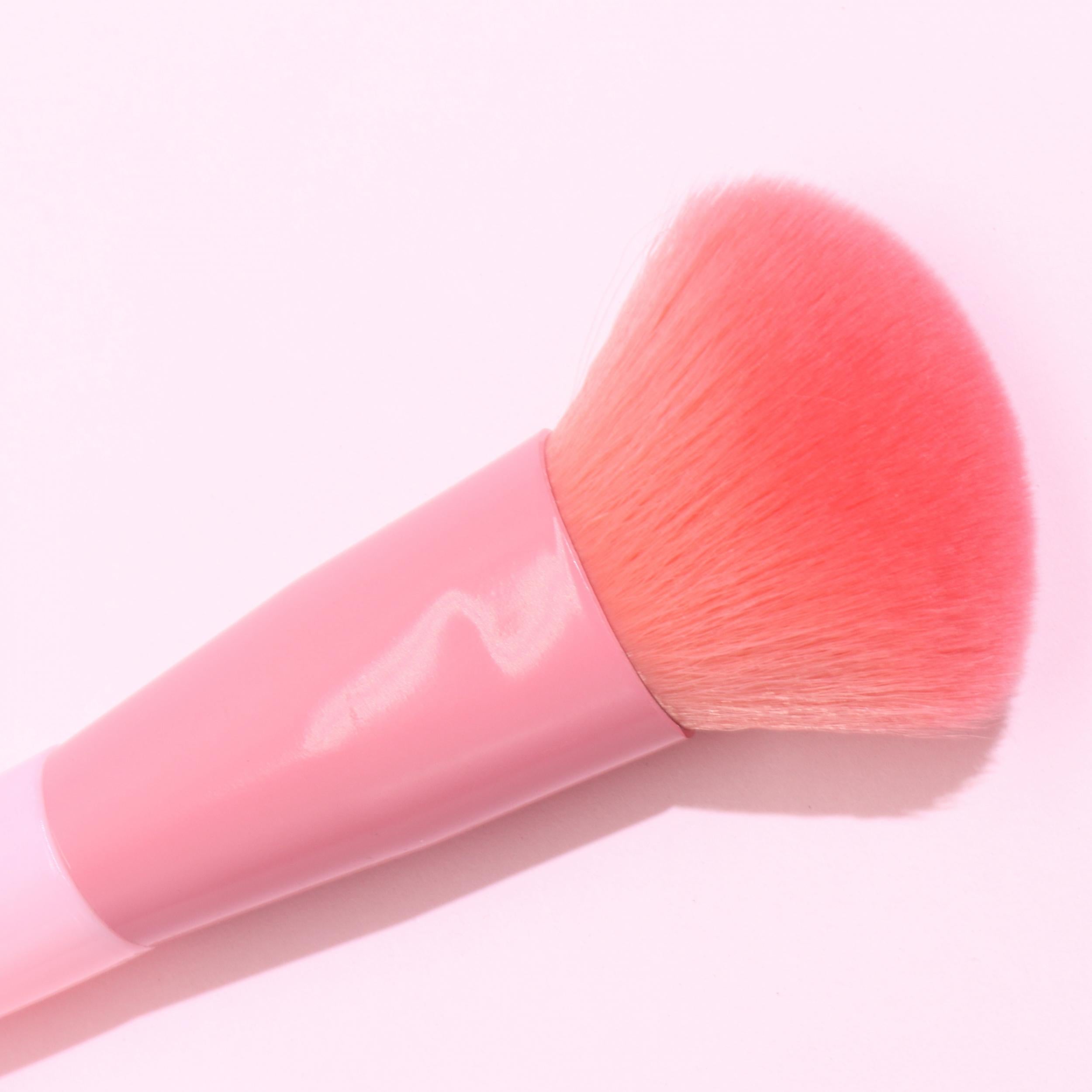 Vegan Fluffy Blush Brush for Contouring