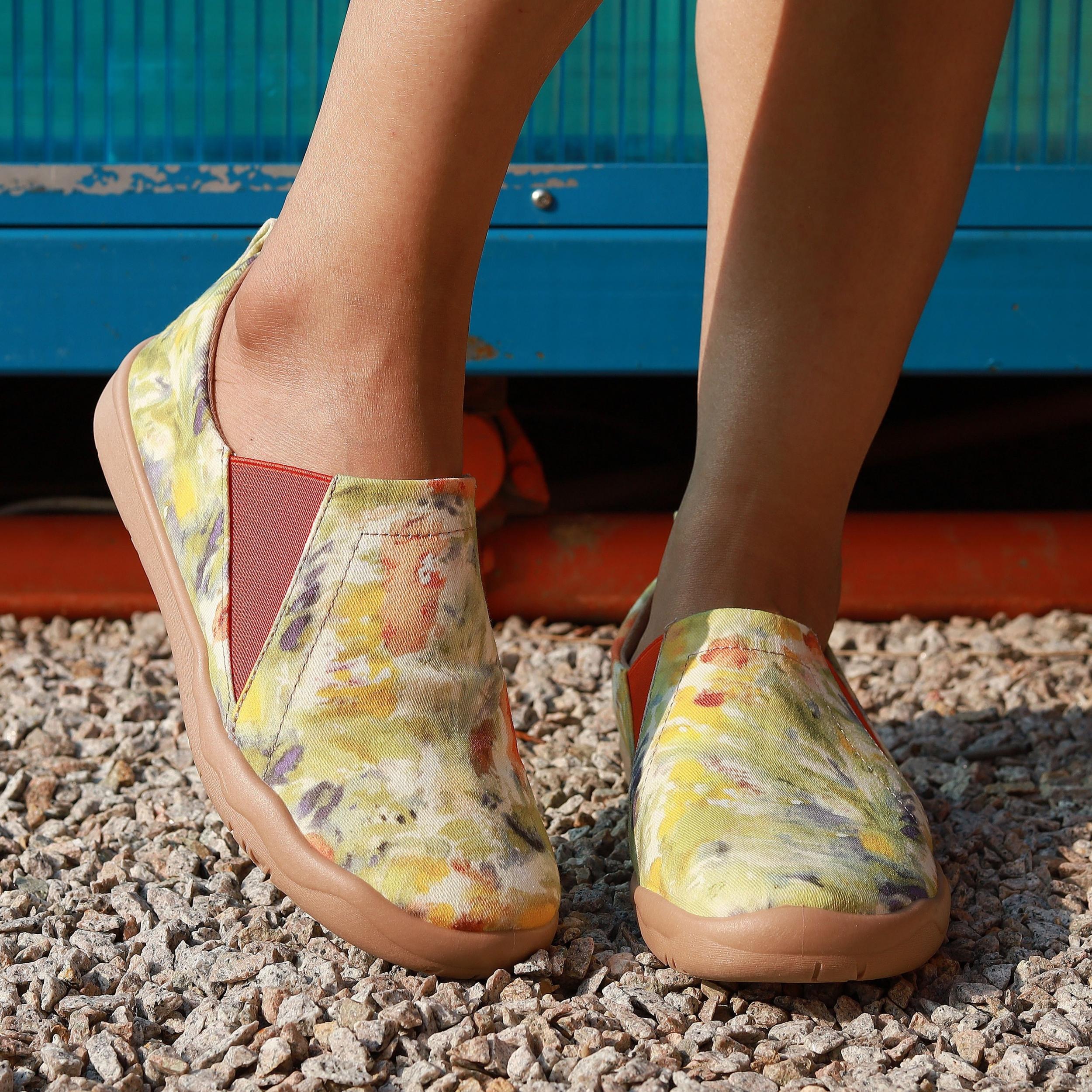 Women's Tie dye Slip On Canvas Shoes Comfy Travel Shoes