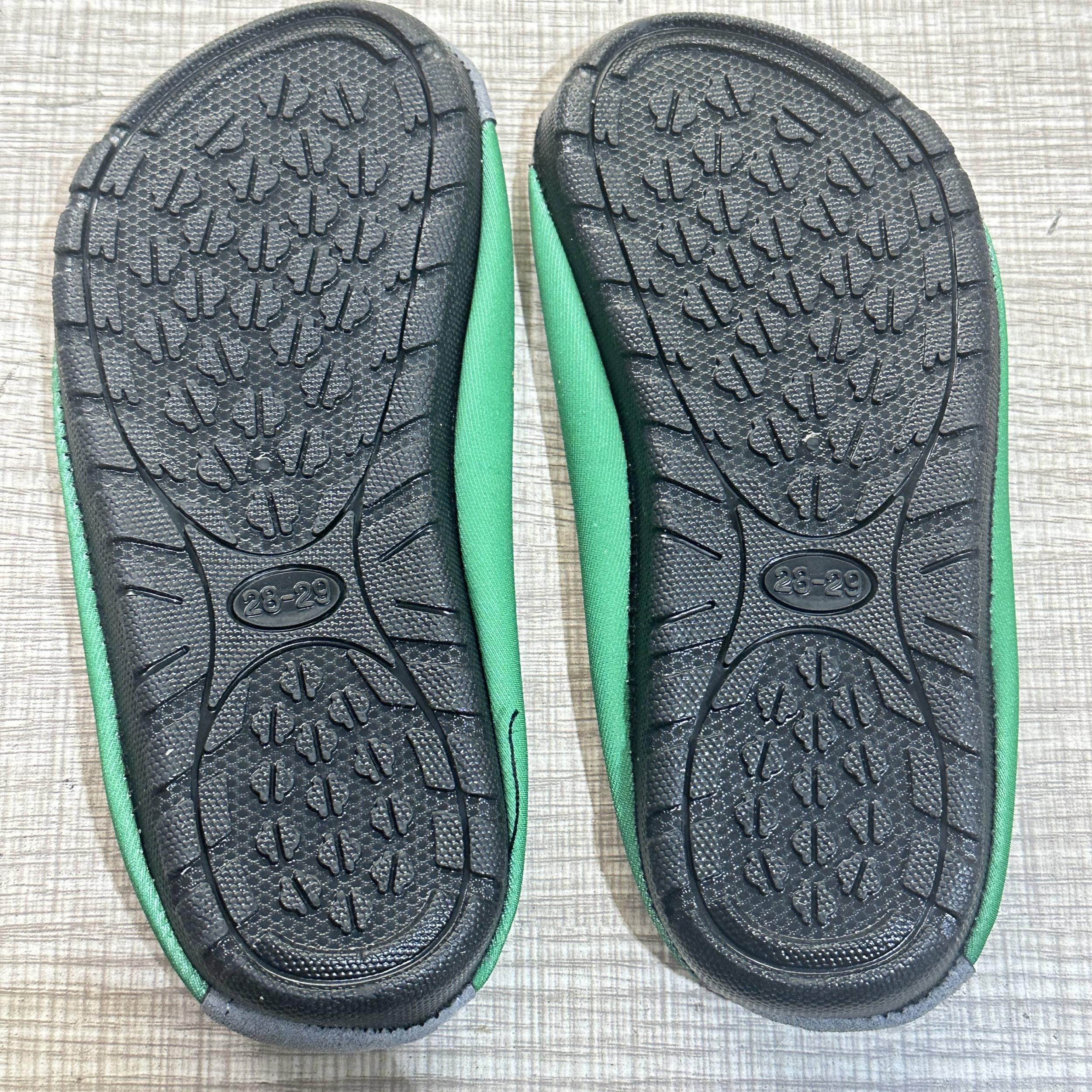 Comfortable Women's Outdoor Water Shoes Lightweight Non Slip Beach Socks