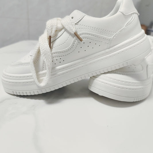 Women's Soft Bottom Board Shoes Non slip Sports Shoes