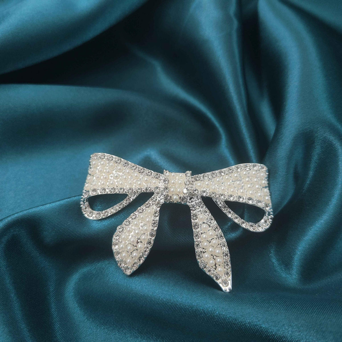 Vintage Faux Pearl Rhinestone Hair Clip Golden Barrette