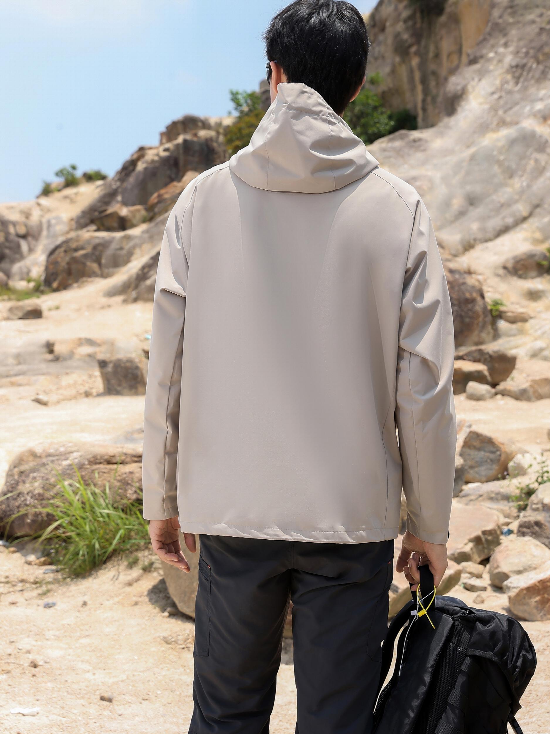 Men's Soft Shell Jacket with Zipper Pockets & Hood