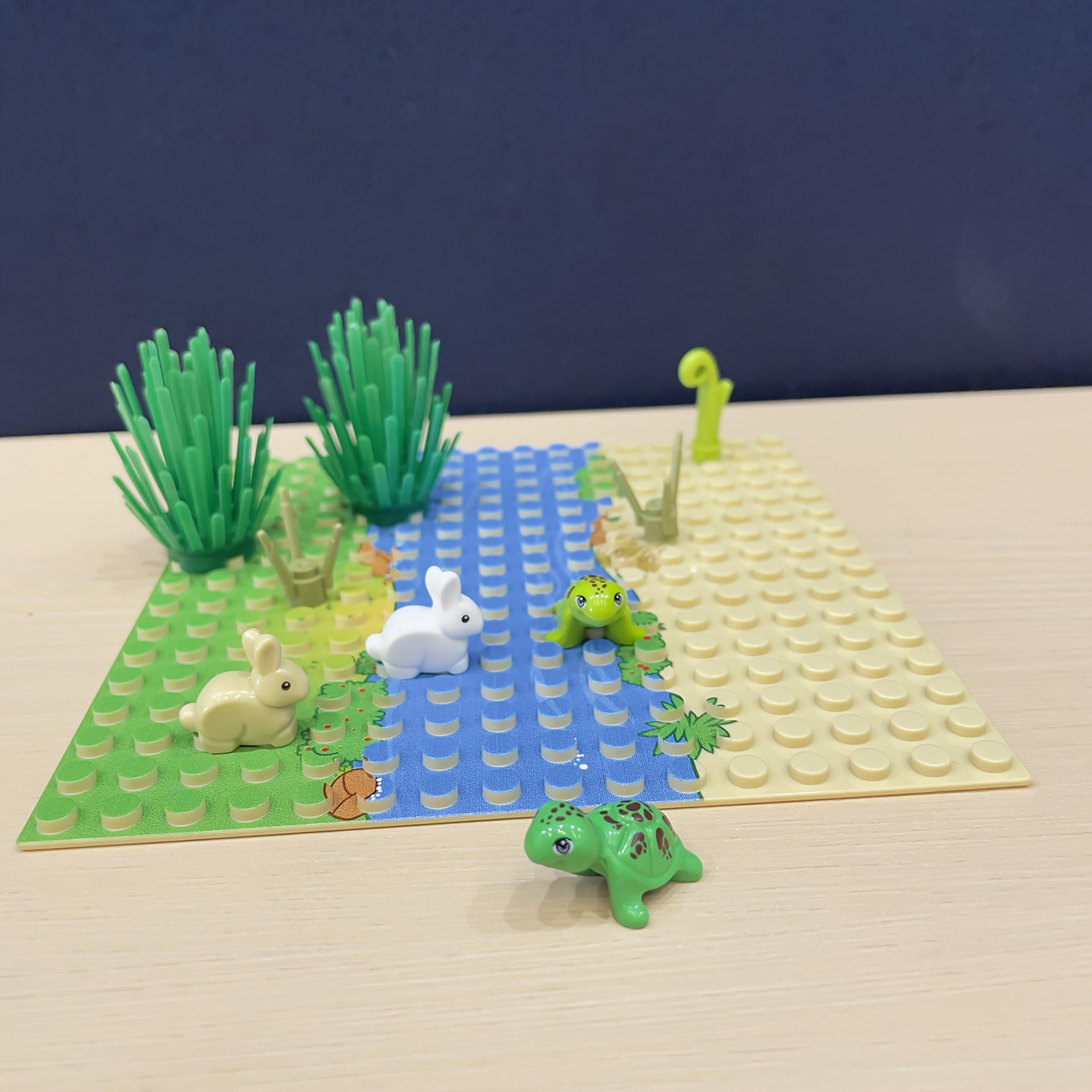 Mini Animal Scene with Rabbit, Turtle, and Frog Playset