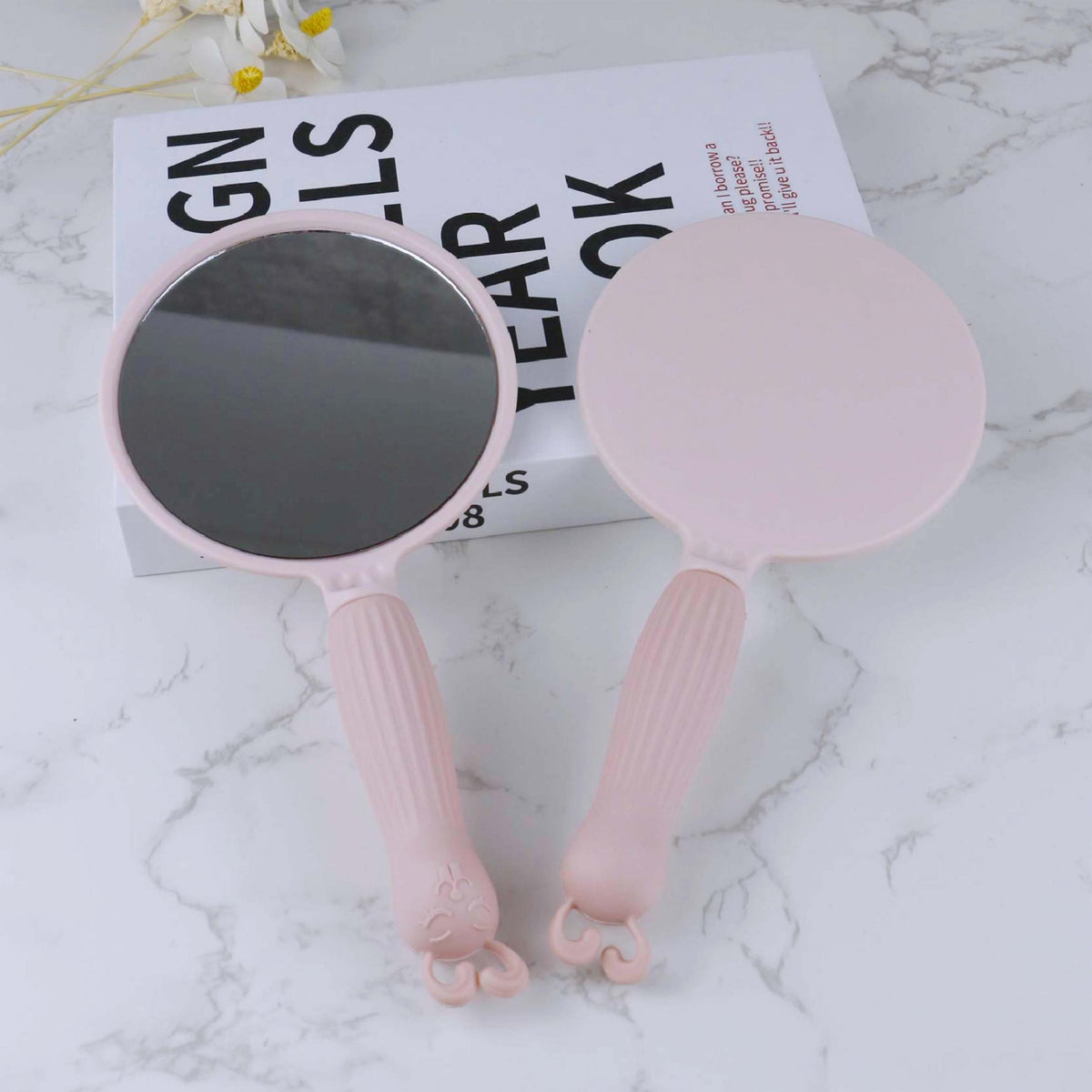 Cartoon Handle Candy Hand Mirror Portable Makeup Mirror