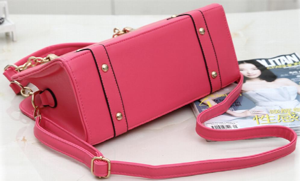 Stacy Leather Handbag with Chains Tote Shoulder Bag