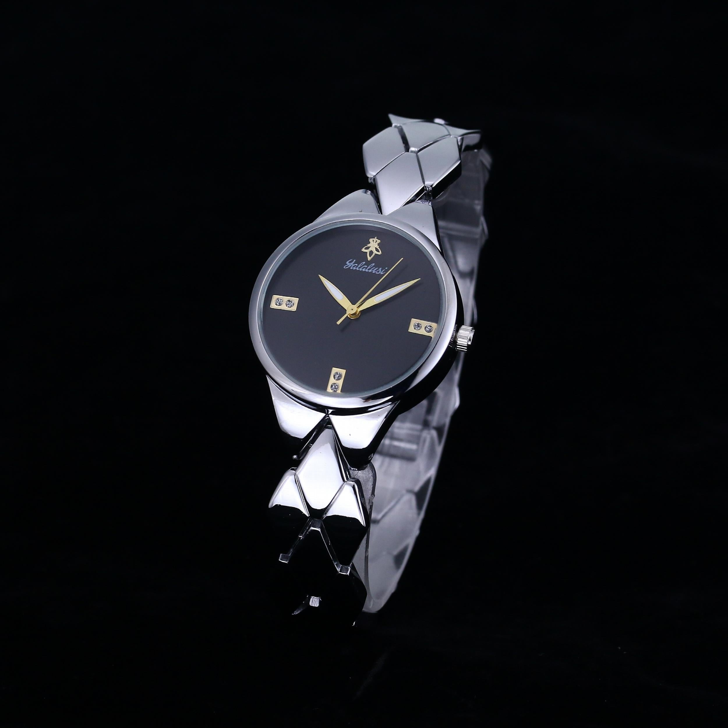 Creative Ladies Wrist Watch for Holiday Party Gift Women Accessories