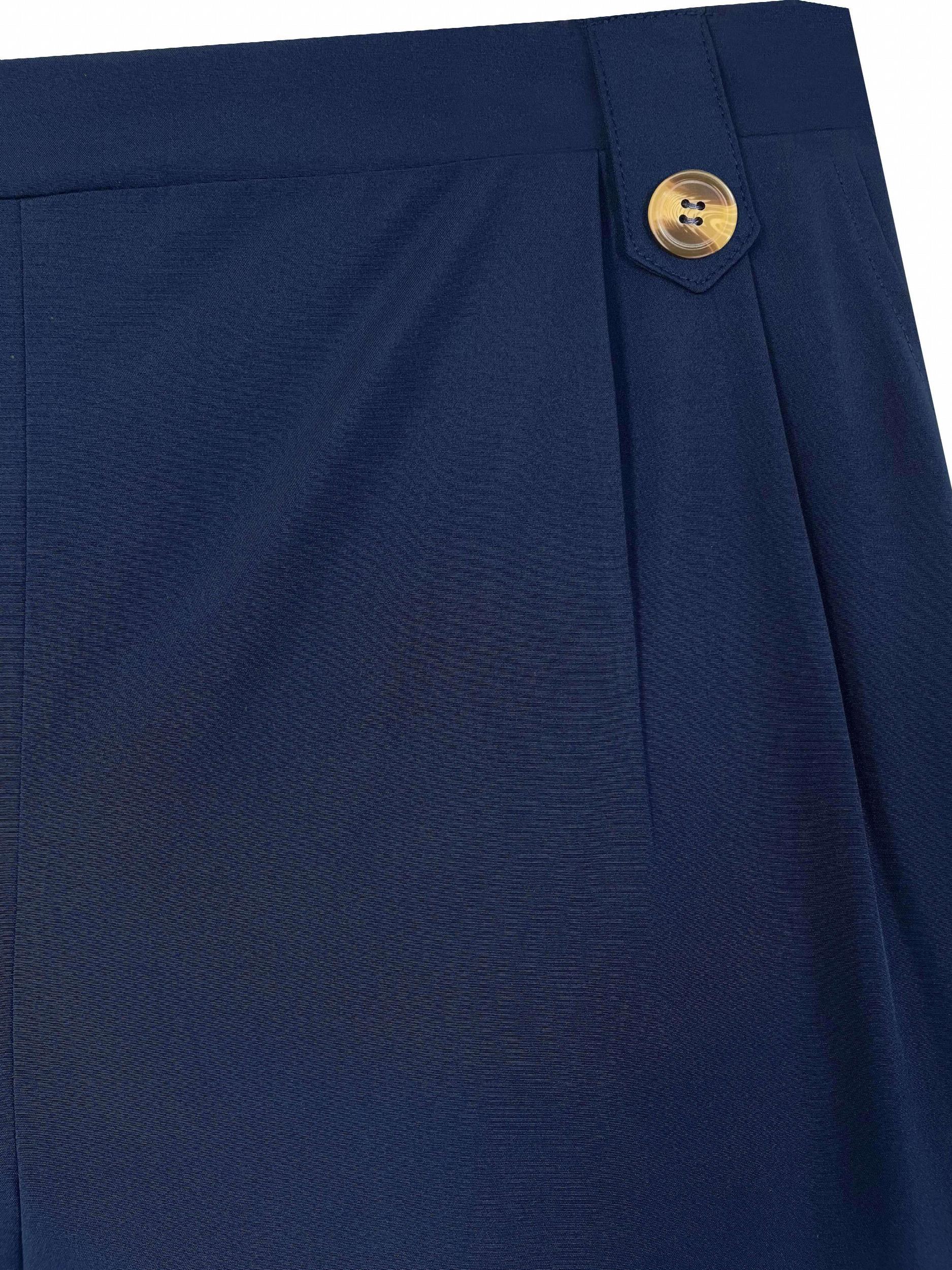  Solid Button High Rise Trousers
