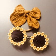 2pcs Baby Girls Bowknot Hairbands & Flower Sunglasses Set