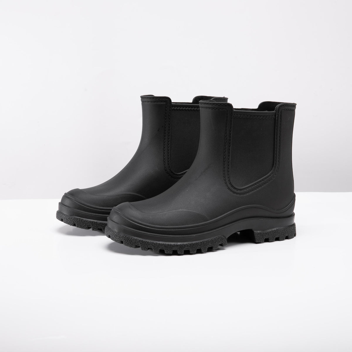 Solid PVC Non Slip Wear Resistance Rain Boots Waterproof Soft Sole