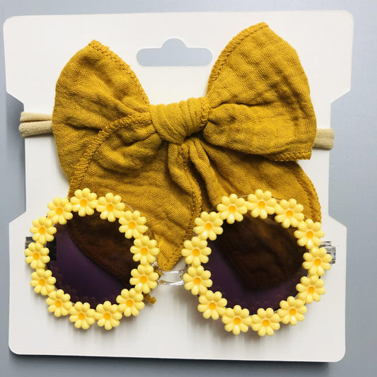 2pcs Baby Girls Bowknot Hairbands & Flower Sunglasses Set