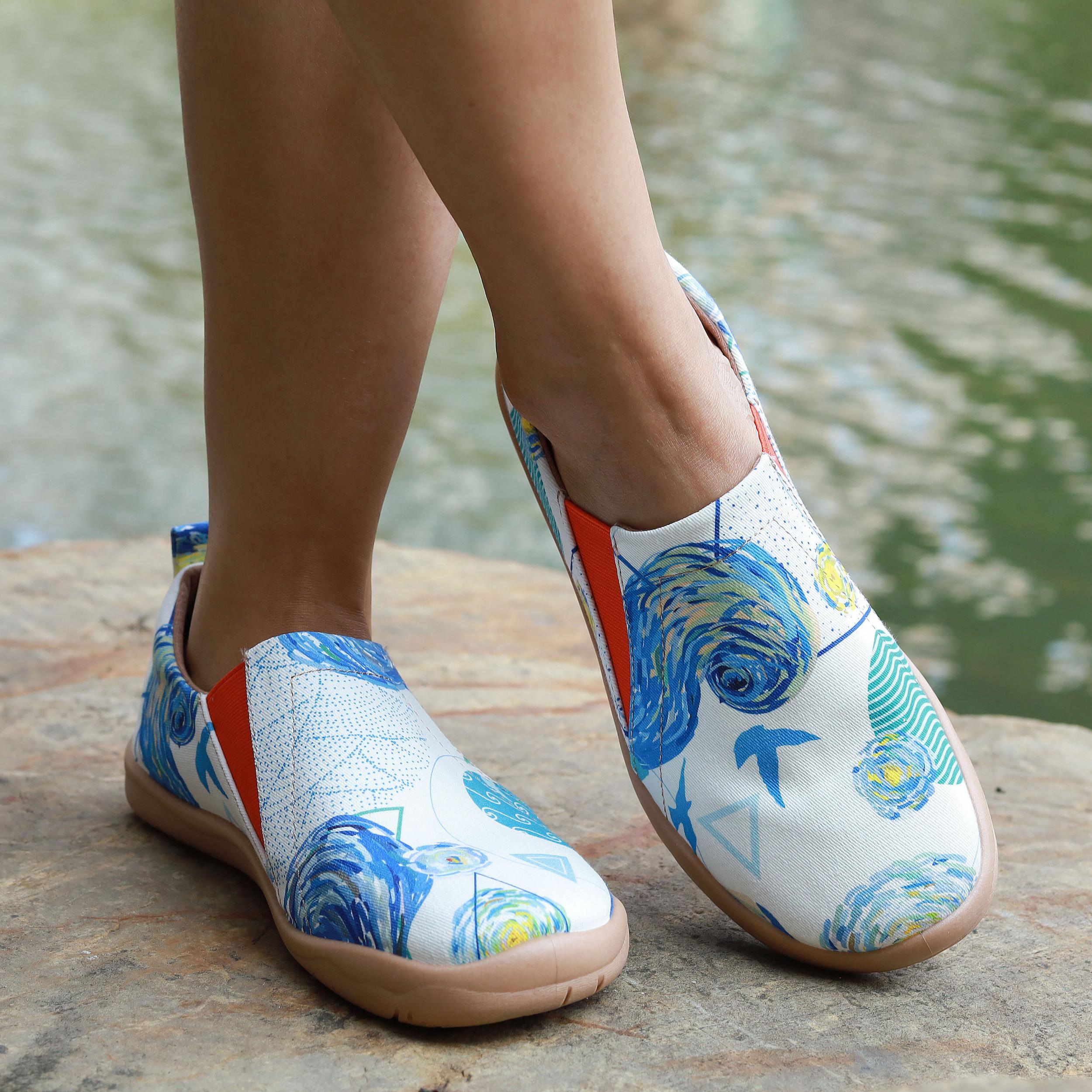 Women's Print Flat Loafers Slip On Shoes Comfy Travel Shoes