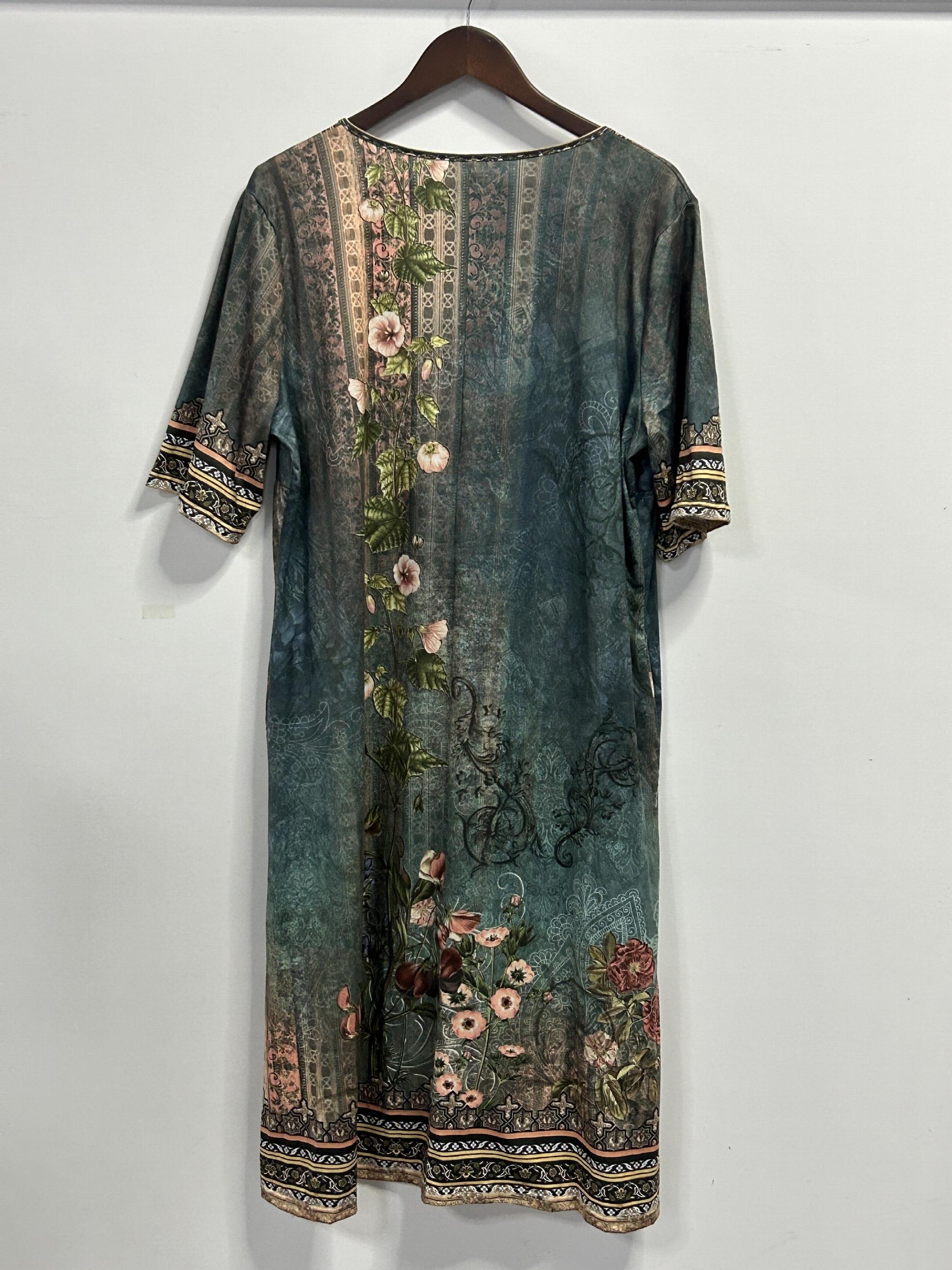Floral Short Sleeve Plus Dress with Pockets