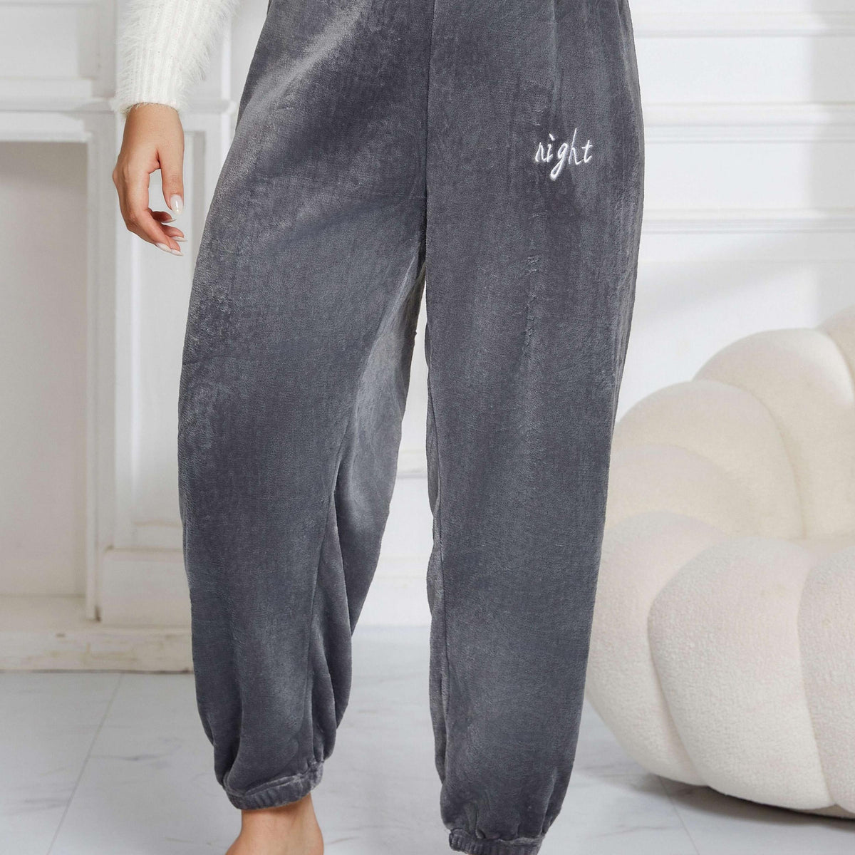 Women's Plus Size Embroidered Flannel Joggers
