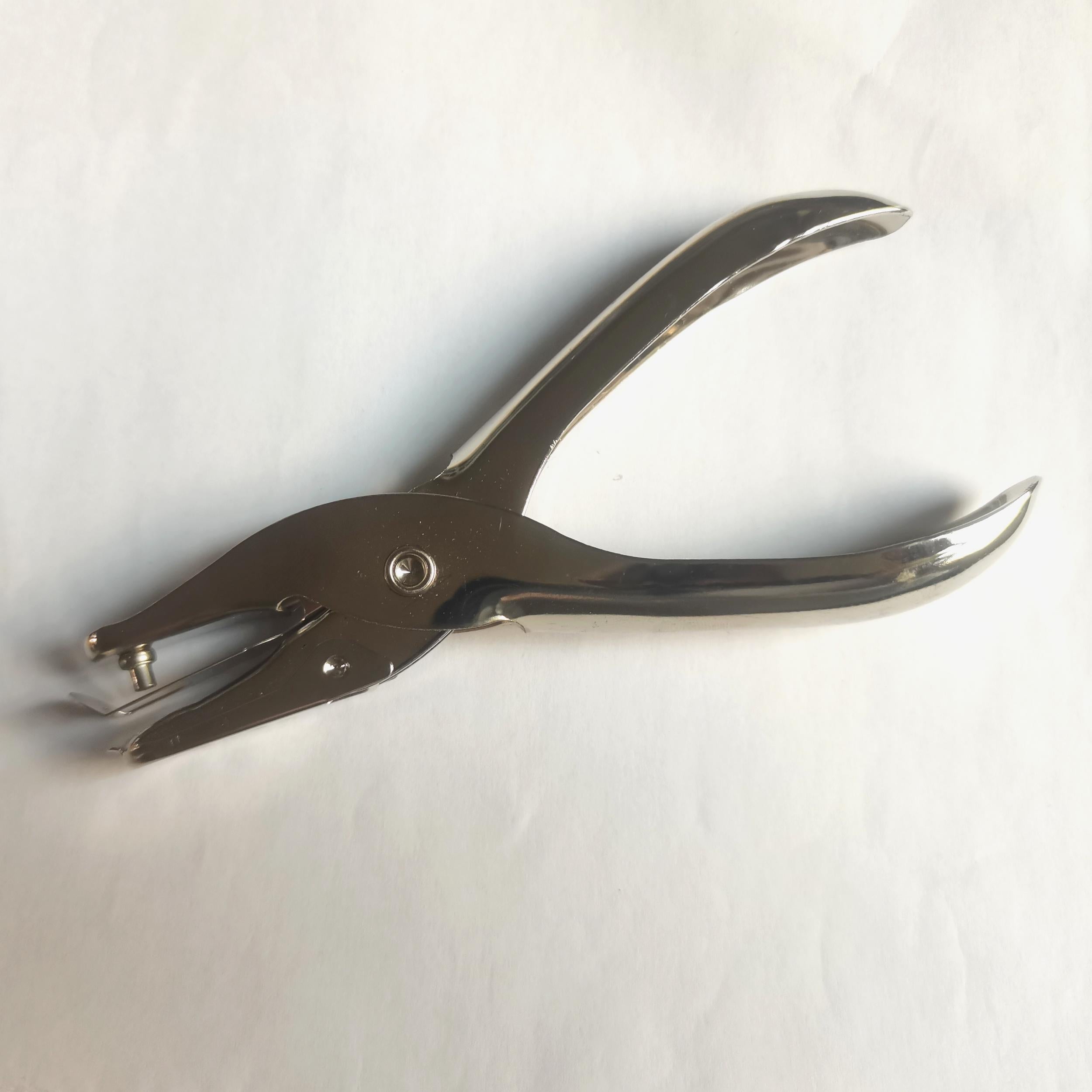 6mm Hole Puncher with Ergonomic Handle
