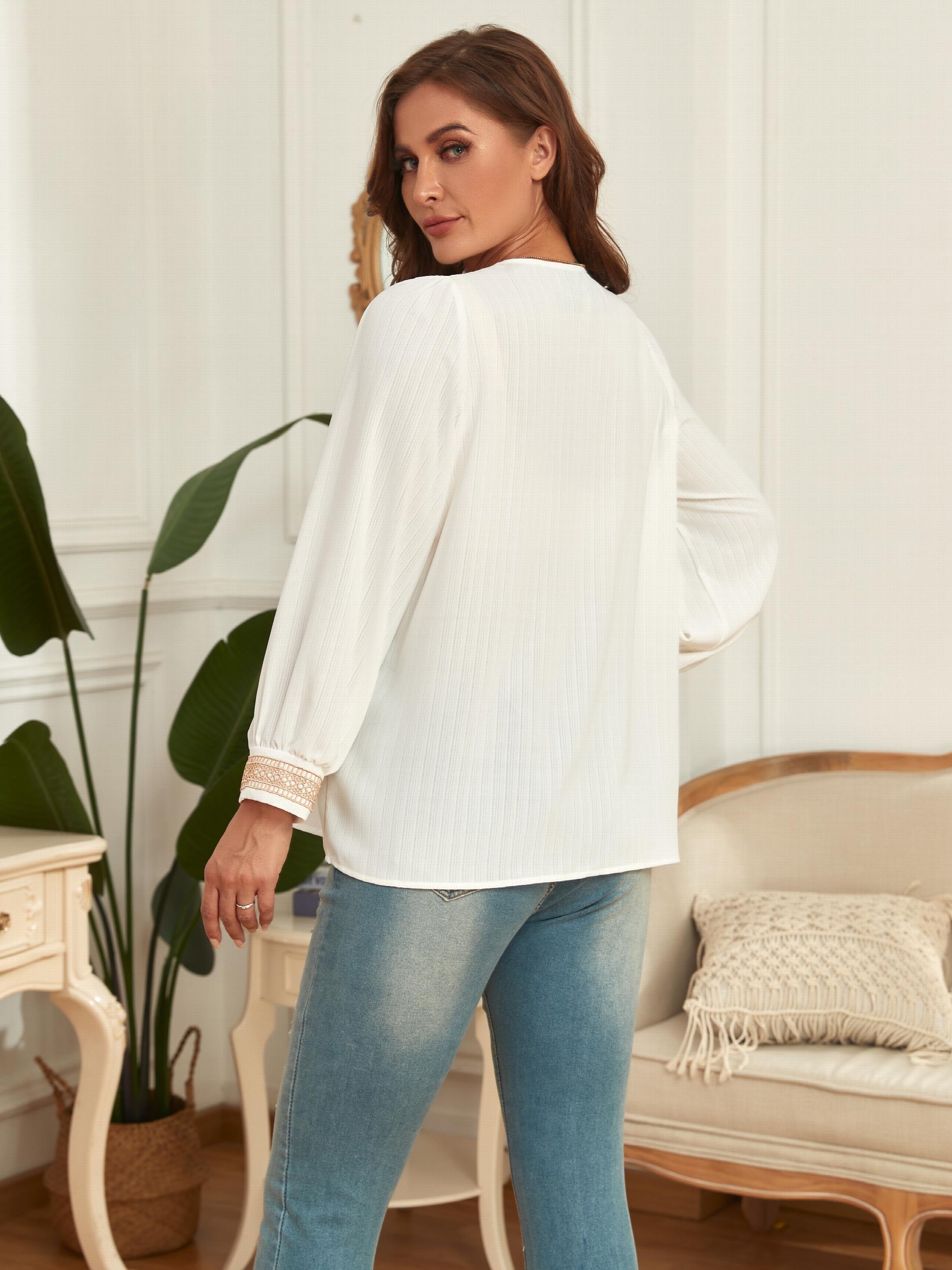 Women's Plus Size Lace V Neck Long Sleeve Blouse
