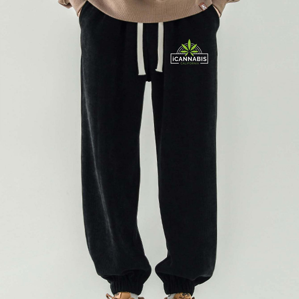 Men's Leaf Bear Graphic Sweatpants Elastic Waist Sport Pants