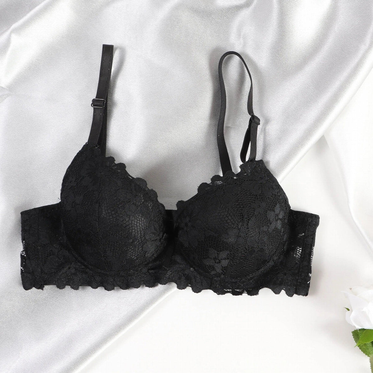 Contrast Lace Push Up Bra Women's Intimates Bra
