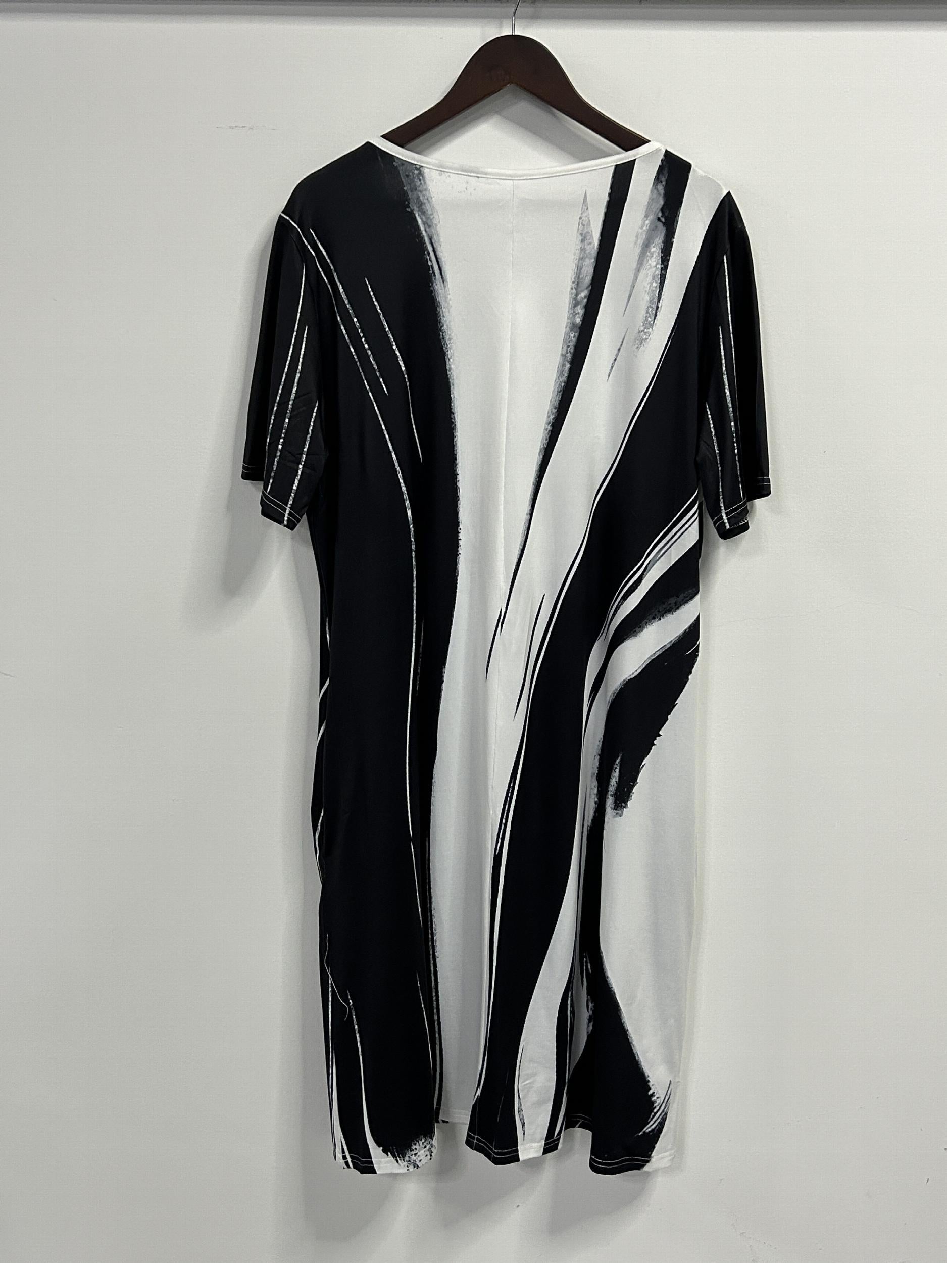  Colorblock Stripe Print Round Neck Dress With Pockets