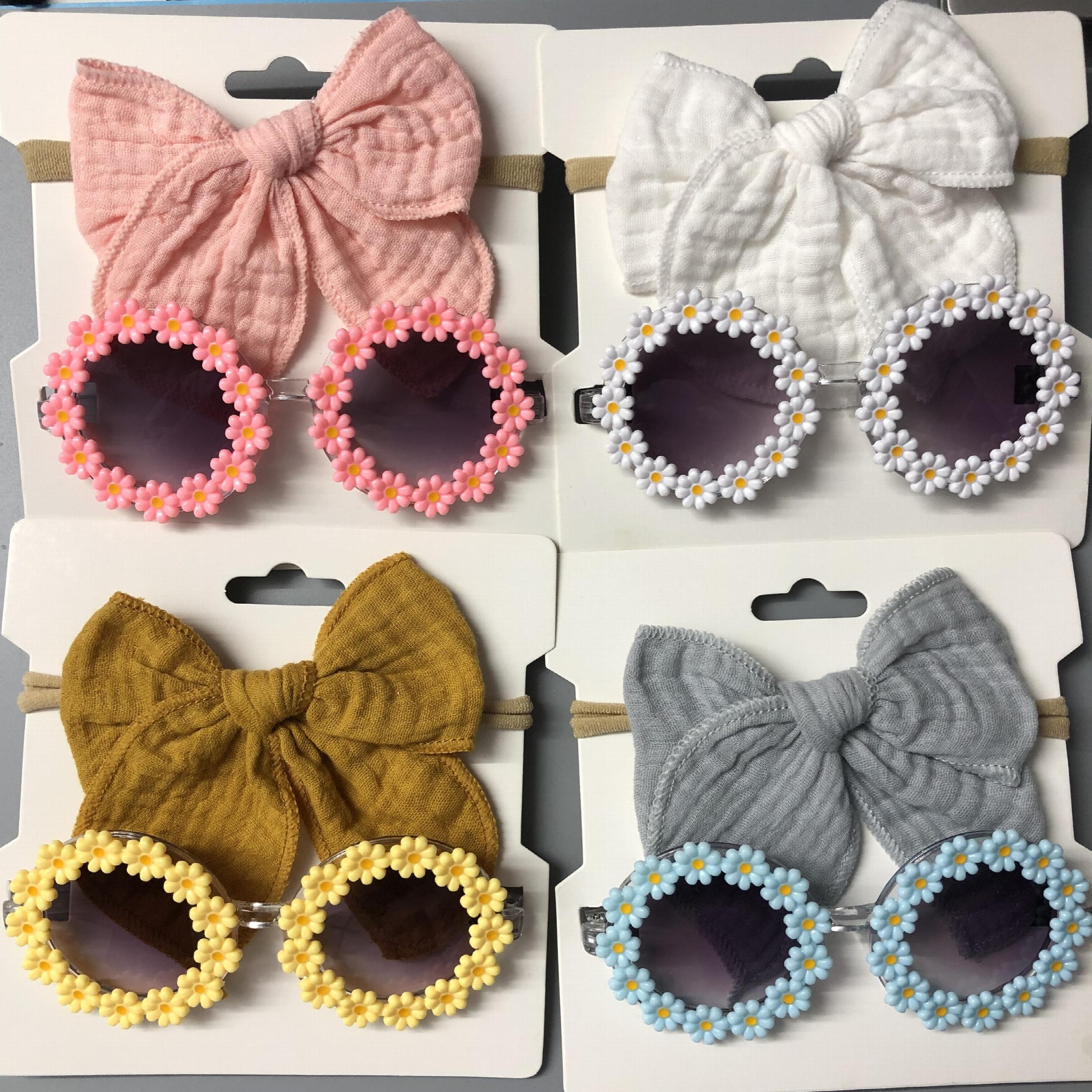 2pcs Baby Girls Bowknot Hairbands & Flower Sunglasses Set
