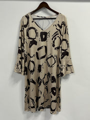  Geometric Print Half Sleeve V Neck Dress
